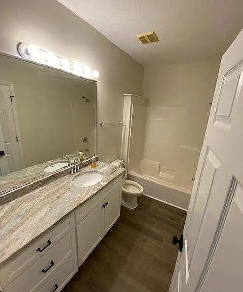 119 Argonaut St #D — Photo 11