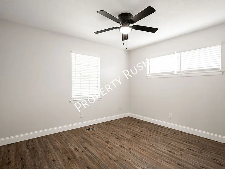 7714 Nautical Way #A — Photo 11