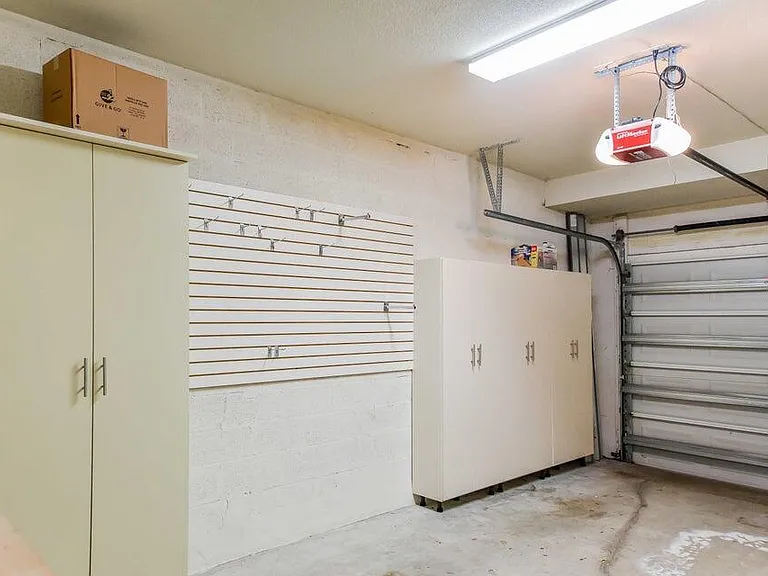 9687 Lago Dr — Photo 18