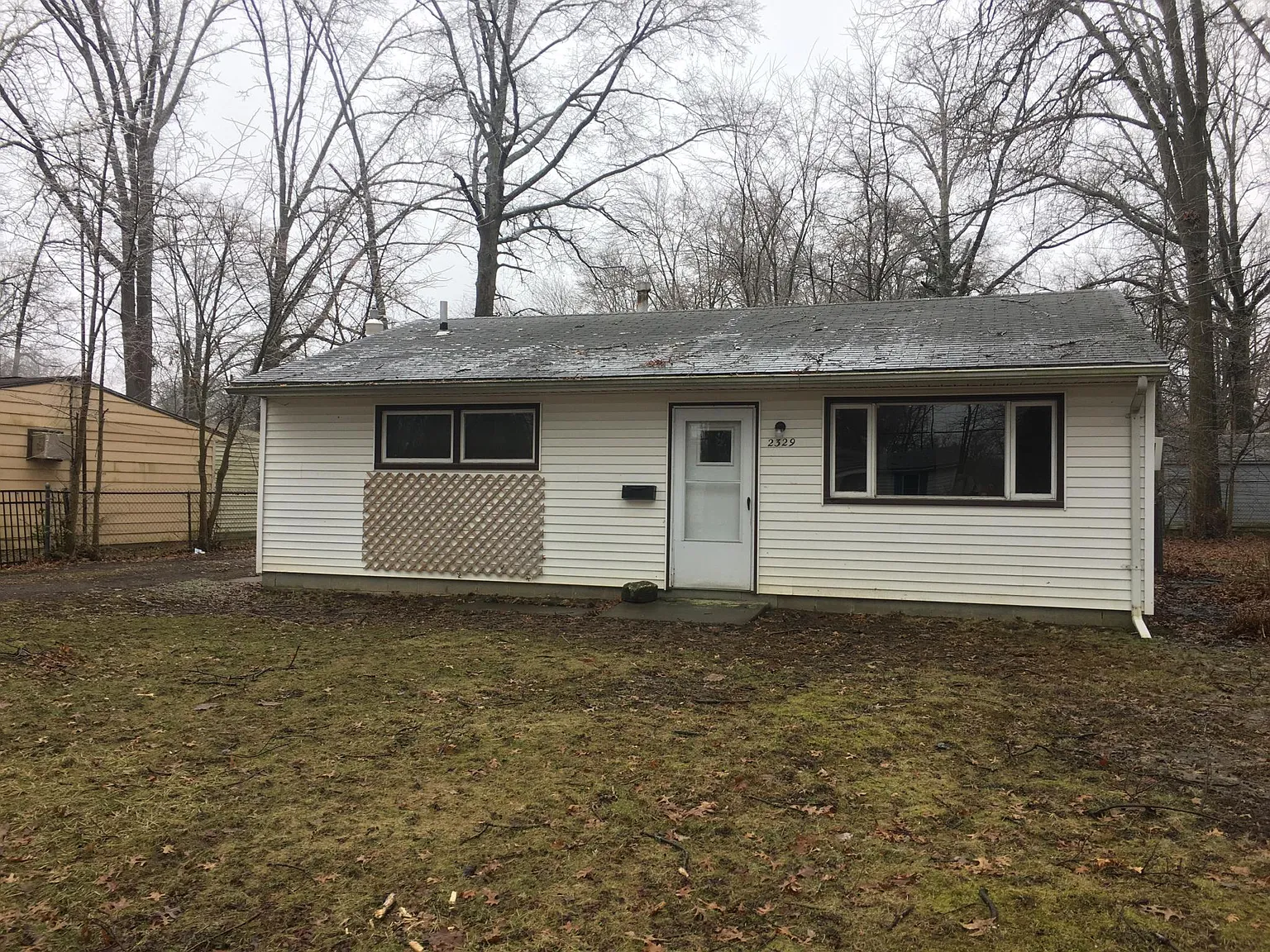 2329 Hamilton St SW photo 1