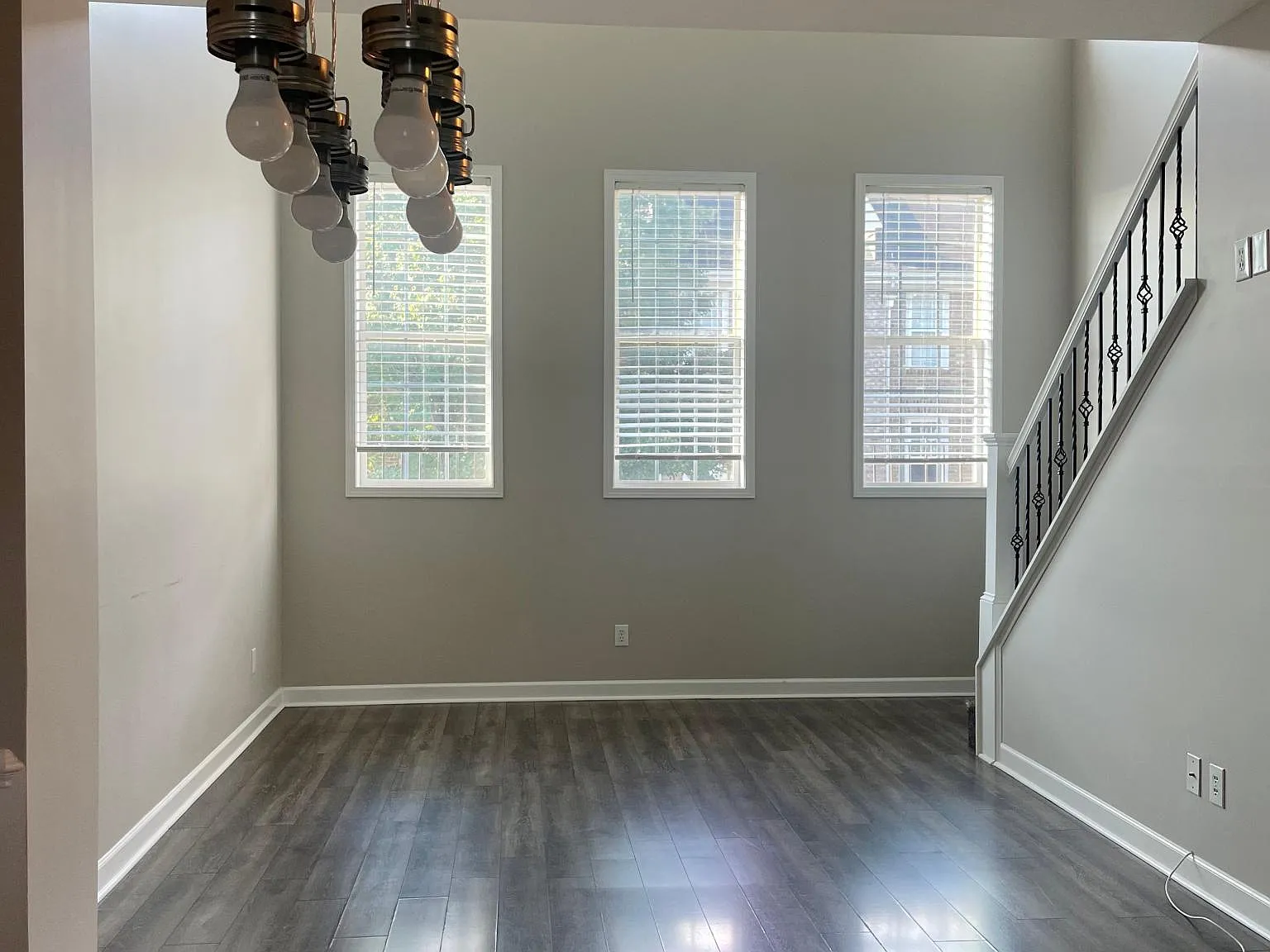 138 Market Place Ave — Photo 4