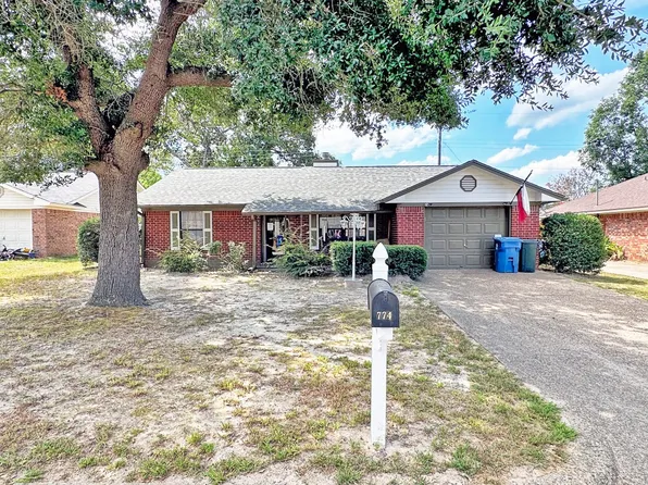 774 Southwood Dr, Athens, TX 75751