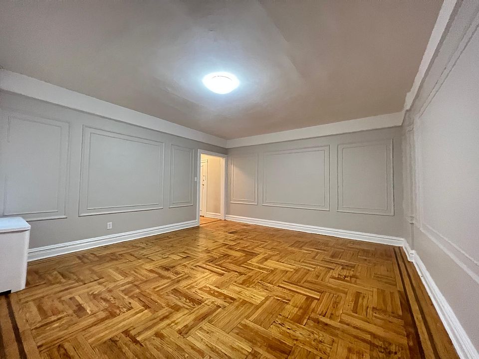 2nd image of 115 Fairview Ave #36A