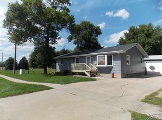 520 W 1st St, Tea, SD 57064