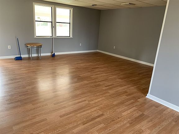 5th image of 345 Stormwood Ln