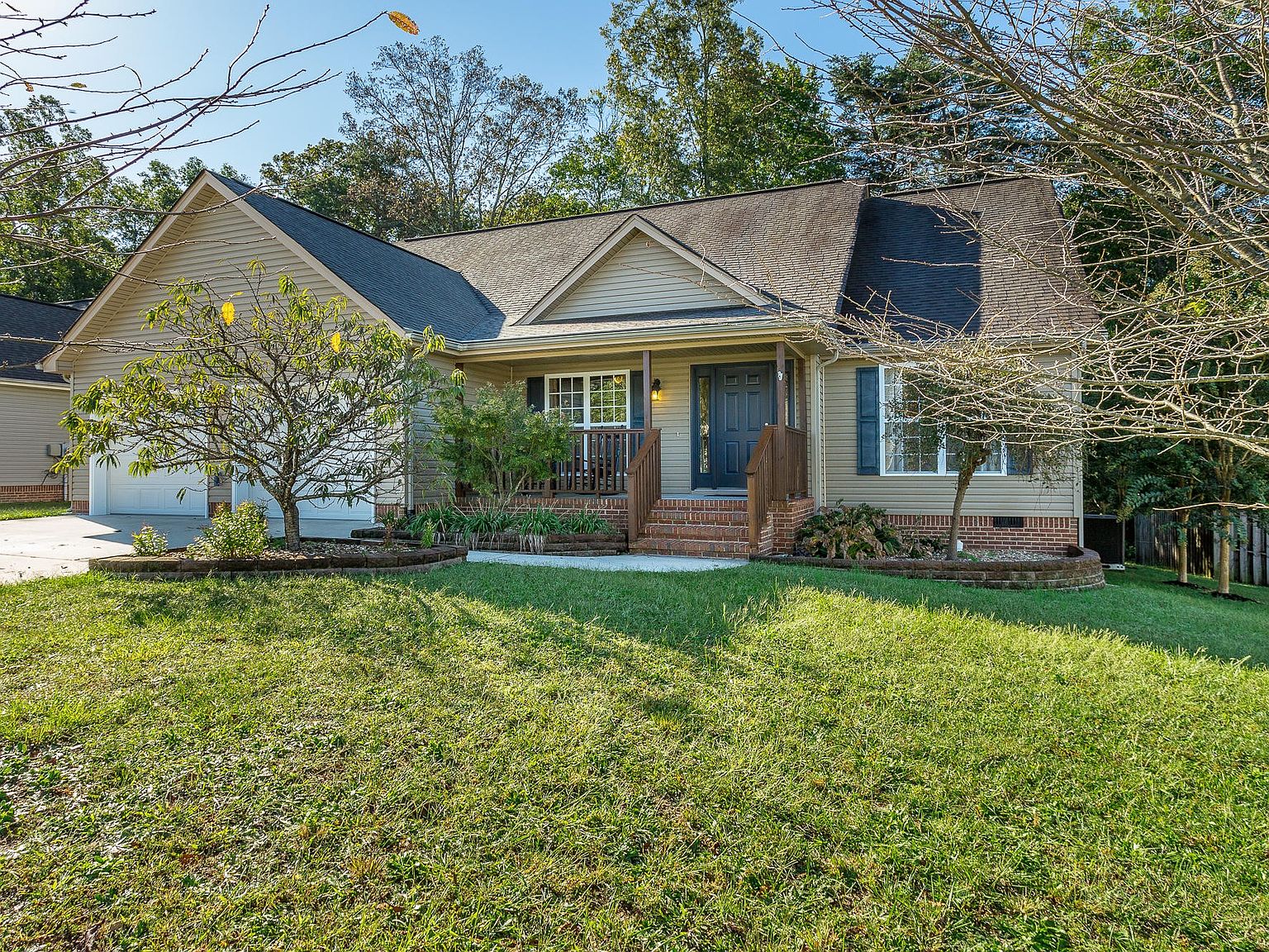 1016 Falcon Run Dr, Soddy Daisy, TN 37379 | Zillow