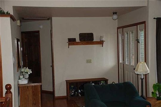 4th image of 712 Torch Dr