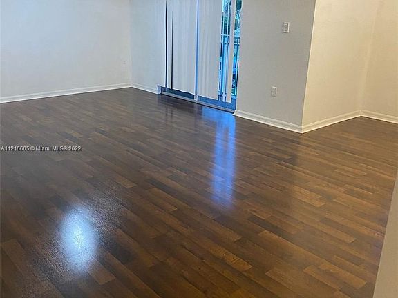 4th image of 10805 NW 89th Ter Unit 205-4