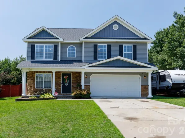 11 Weatherfield Dr, Elgin, SC 29045