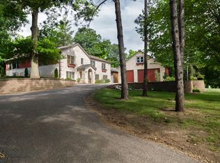 6060 Game Farm Rd E, Mound, MN 55364