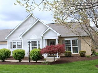 1208 Greystone Dr, Coraopolis, PA