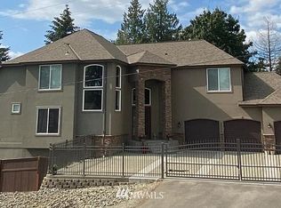 20206 70th St E, Bonney Lake, WA 98391