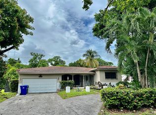 251 NE 43rd St, Miami, FL 33137