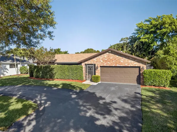 10975 NW 20th Drive, Coral Springs, FL 33071