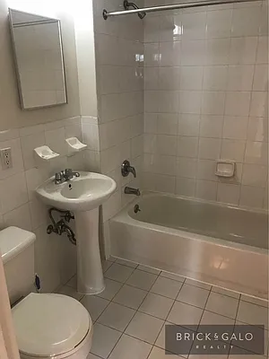 Rented by BRICK & GALO REALTY CORP | media 9