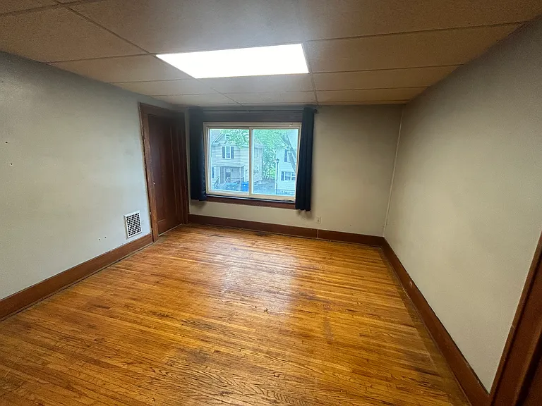 251 Cottage St #2 — Photo 4