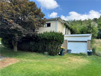 1302 Thomas St, Belle Vernon, PA, 15012