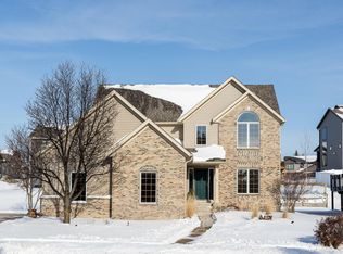 1873 Fieldstone Rd SW, Rochester, MN 55902