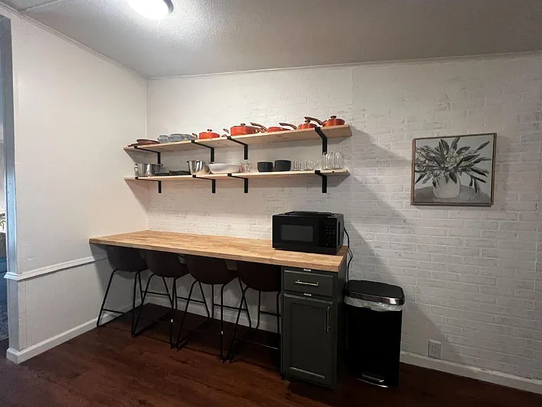 Unit Photo