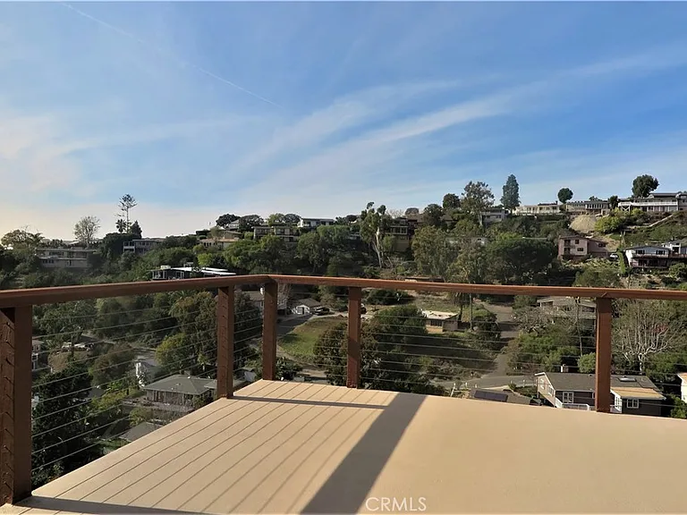 998 Oriole Dr — Photo 27