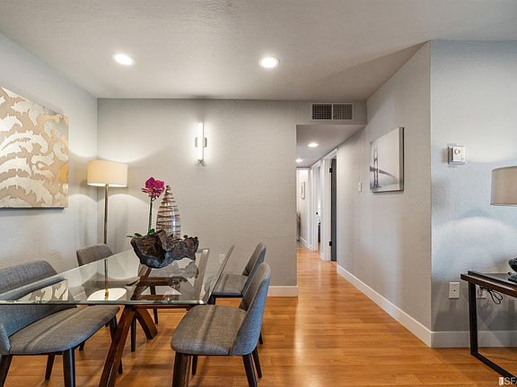 5th image of 2987 Mission St APT 301