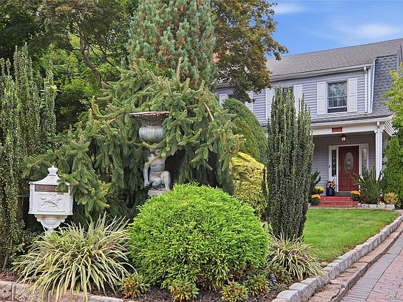 3rd image of 25161 Gaskell Road