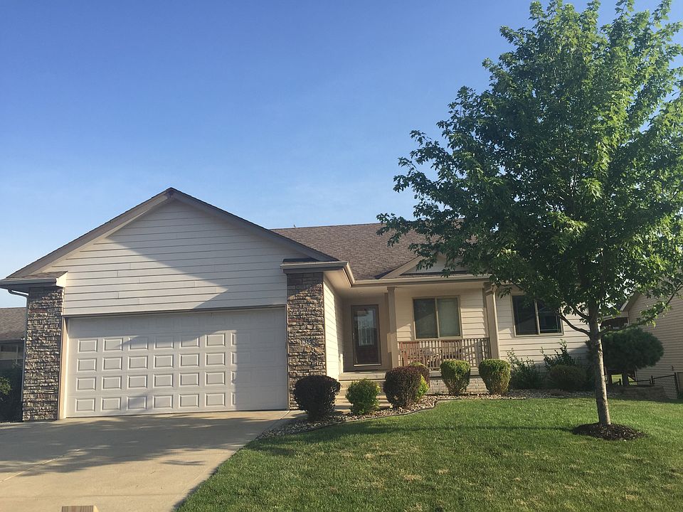 1st image of 1314 NW Bayview Ct