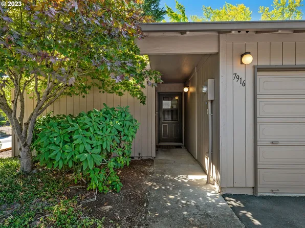 7916 SW Scholls Ferry Rd, Beaverton, OR 97008
