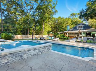 5864 Bears Bluff Rd, Wadmalaw Island, SC 29487