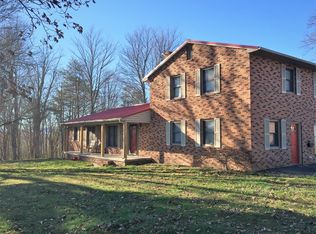 111 Lynn Ln, La Follette, TN 37766