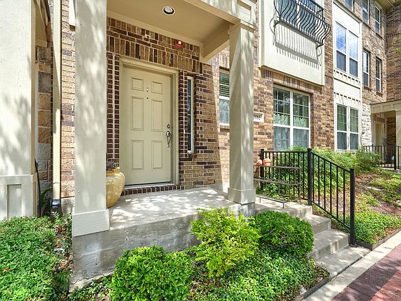 3rd image of 3885 Asbury Ln