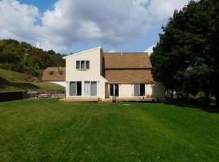 489 Bunn Hill Rd, Vestal, NY 13850