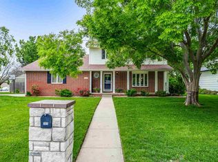 105 Lioba Dr, Andover, KS 67002