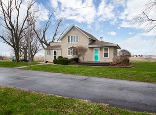 3321 N 2150 East Rd, Saint Anne, IL 60964