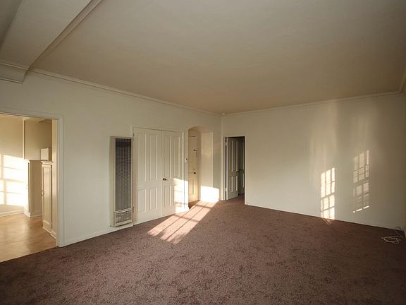 2nd image of 124 S Santa Anita Ave #202