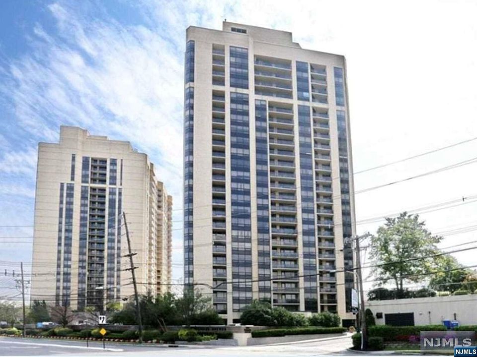 1st image of 800 Palisade Ave APT 502
