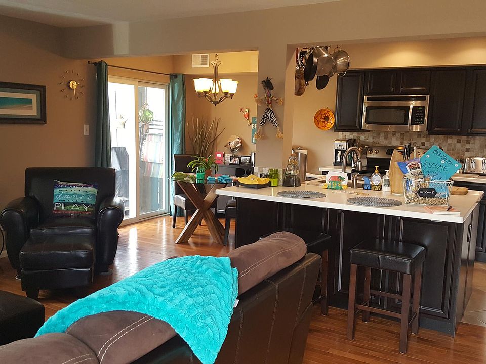 Totally Remodeled End Unit Town with Open Kitchen!