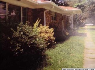 7403 Getwell Rd, Southaven, MS 38672