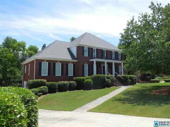 3912 Carisbrooke Ln, Hoover, AL 35226