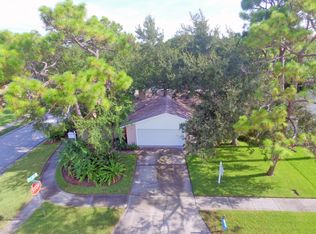 7291 Orkney Ave N, Saint Petersburg, FL 33709