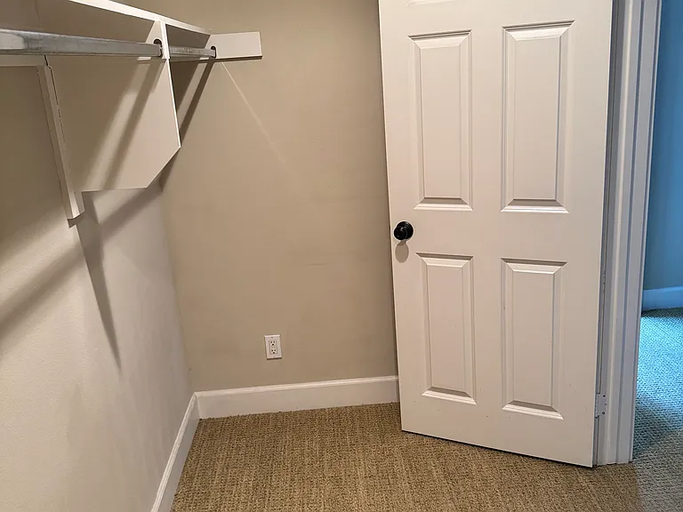 2335 E Poppy St — Photo 11