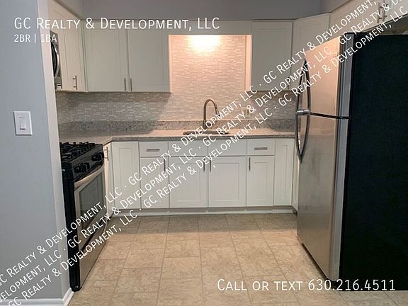 5th image of 316 Warwick Ave #1A