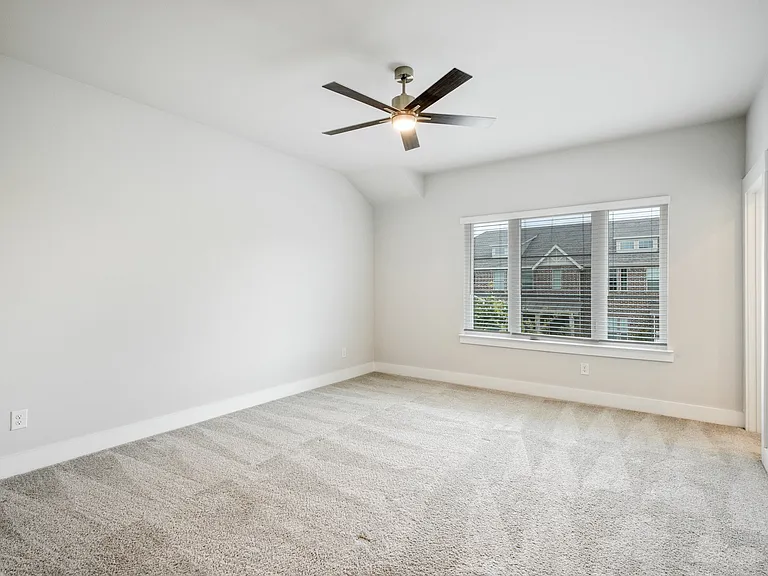 4502 Smokey Quartz Ln — Photo 14