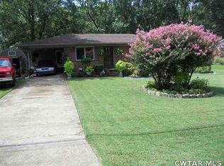 12 Ridgemont Dr, Jackson, TN 38305