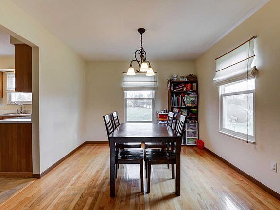 4th image of 5087 Cherry Blossom Dr