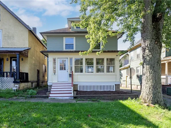121 Chestnut Ave NE, Massillon, OH 44646