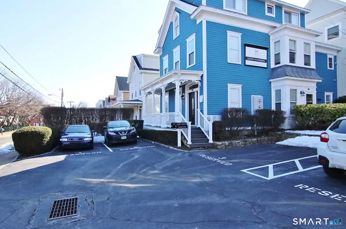 Building Photo - 16 Haviland St #B