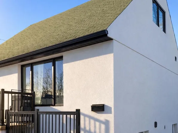 79 Barrhead Cres, Toronto, ON M9W 3Z8