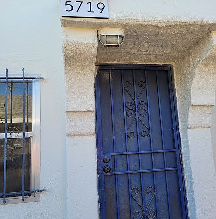 2nd image of 5717 S Normandie Ave Unit 5719