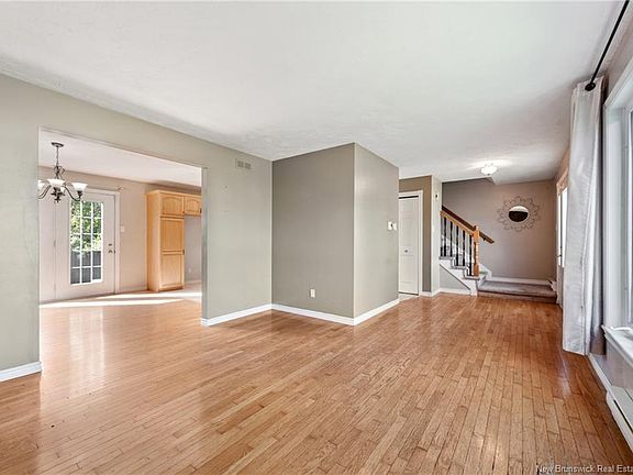 5th image of 76 Hillary Cres